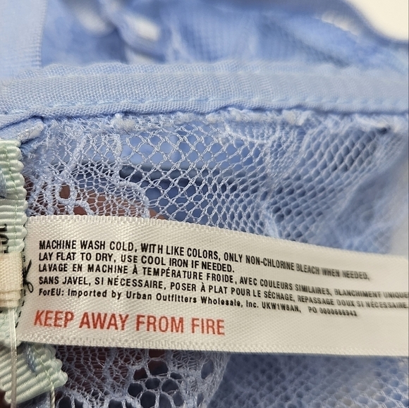 NWOT Kimchi Blue Bandeau size large - Picture 7 of 9